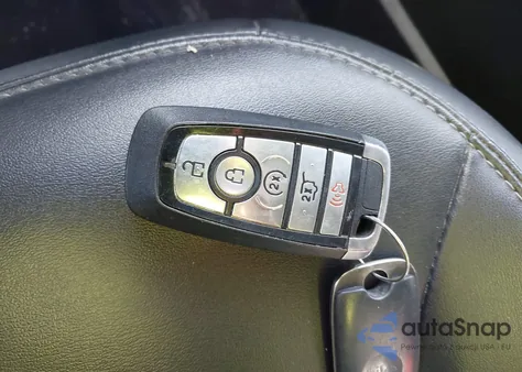 2022 Ford Explorer Xlt z USA, uszkodzony, nr VIN 1FMSK8DH5NGC44724